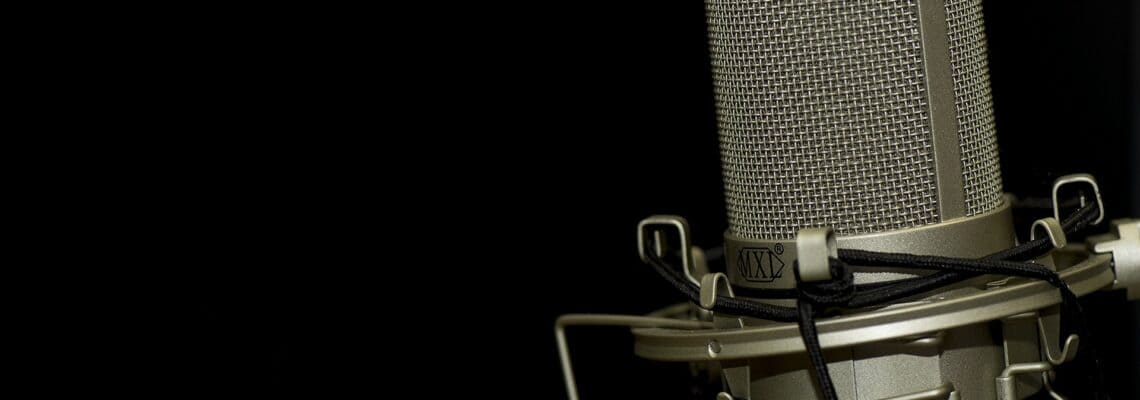 Voice Over Vs Dubbing. What is the difference between both?